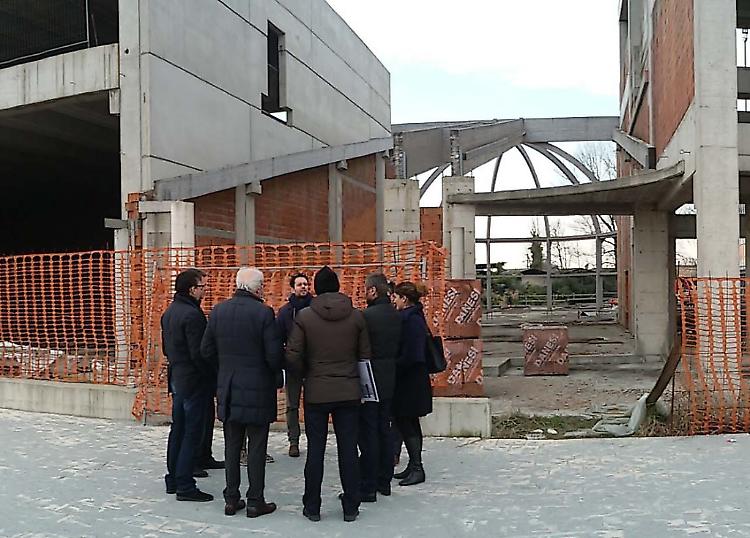 Trattattiva per l'ex scuola di Cl