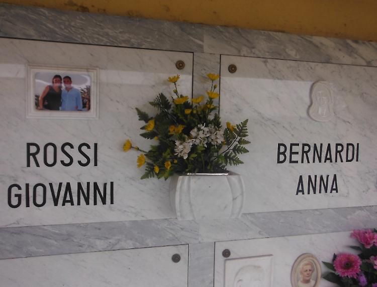 'Una tomba per mia figlia e mio genero'