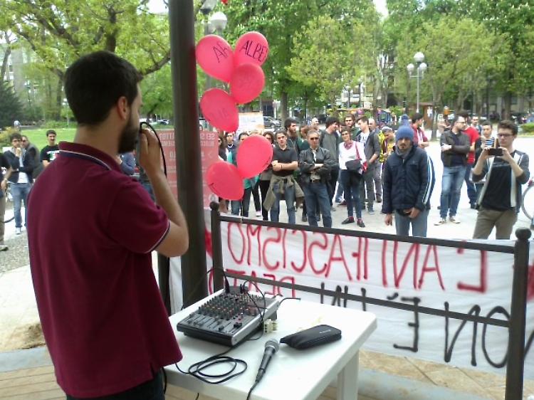 Centri sociali, presidio senza tensioni