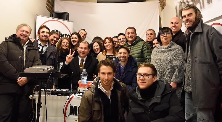 M5S: 'Campagna elettorale al veleno, noi vogliamo costruire'