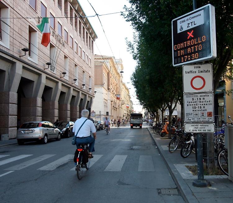 Ztl, caccia ai parcheggi
Rivisti tutti i permessi