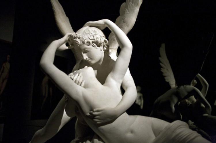 Casalmaggiore. 'L’incredredibile, ridicolosissima, avventurosa fiaba di Amore e Psiche con tramonto padano' Mercoledì 20
