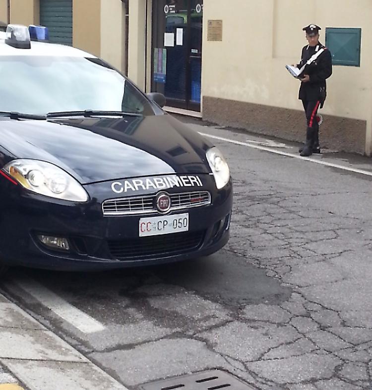 Anziano a piedi investito da un automobilista: multa per entrambi
