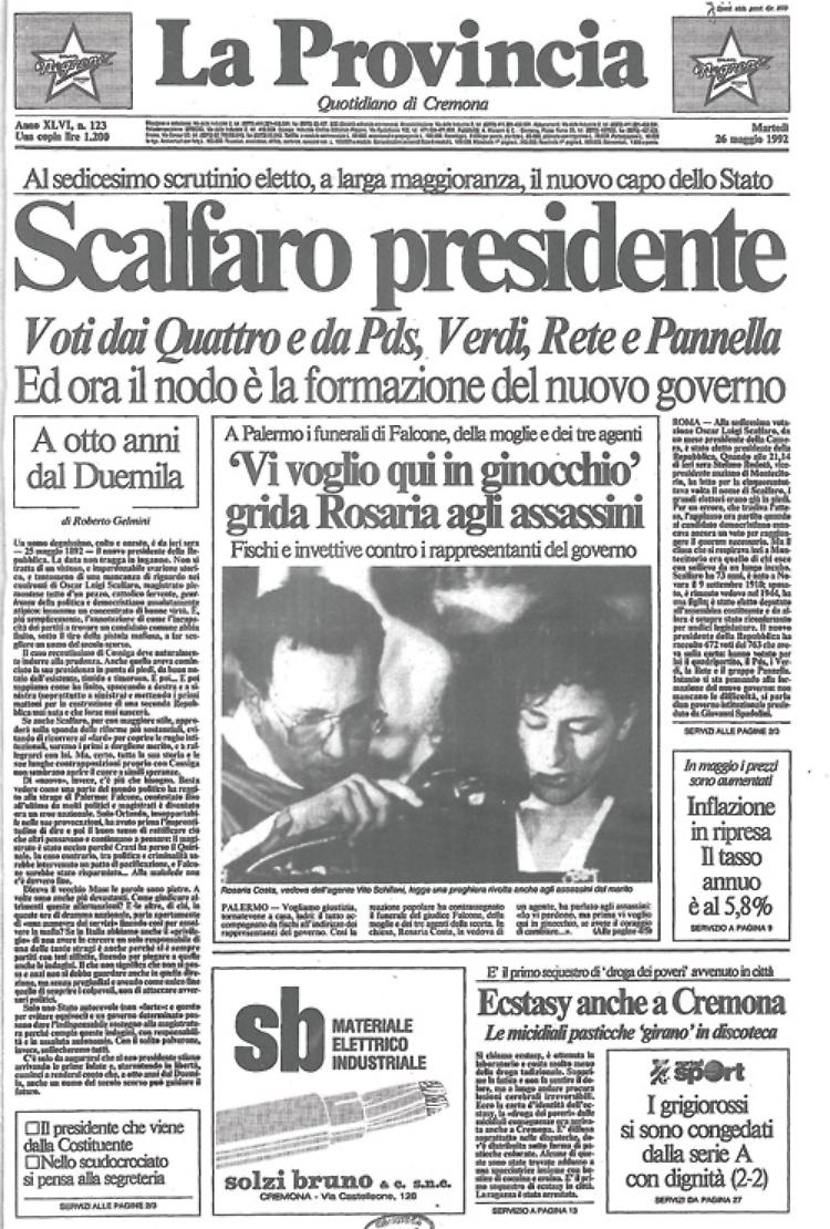 Ai funerali del giudice Falcone il grido di Rosaria Costa, vedova di uno degli agenti della scorta