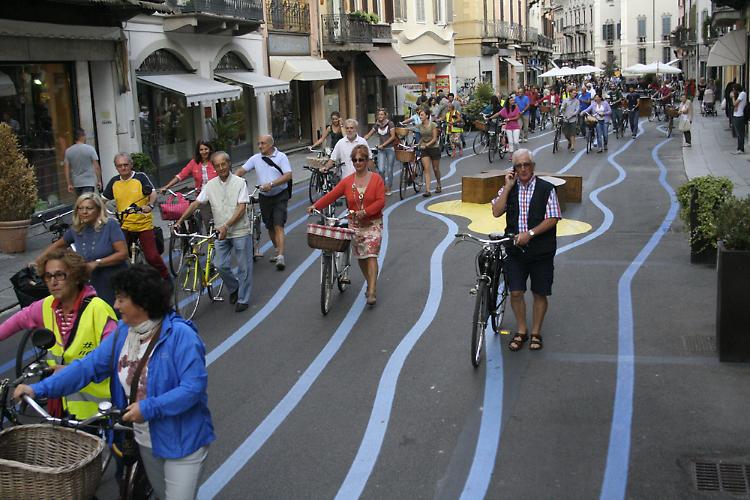 Corso Garibaldi si ricolora