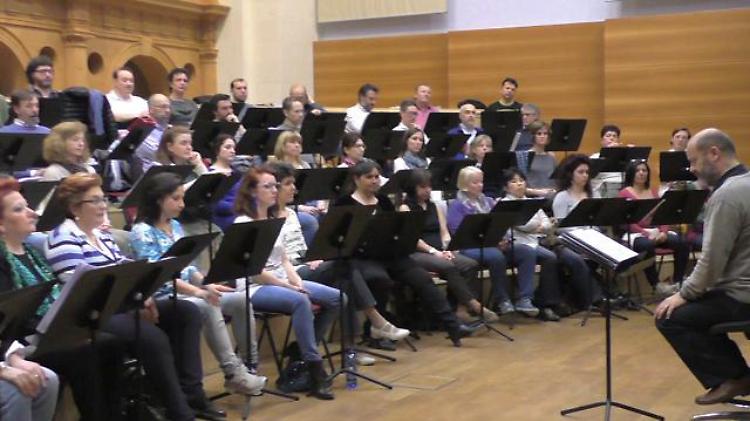 Venezia. La Fenice segreta: quando il coro prova la Norma 