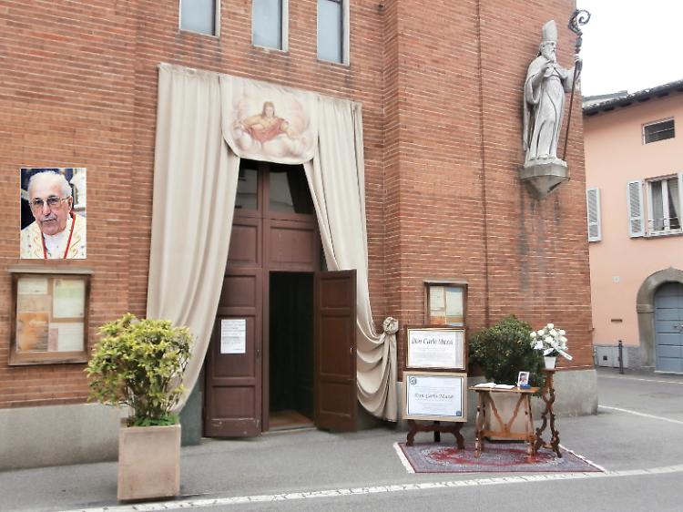Addio a don Carlo Mussi