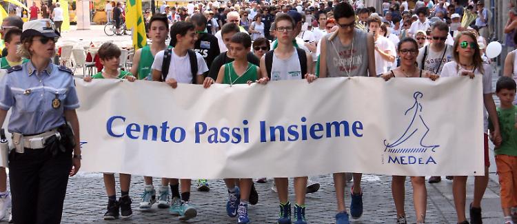 'Cento passi  insieme' per MEDeA