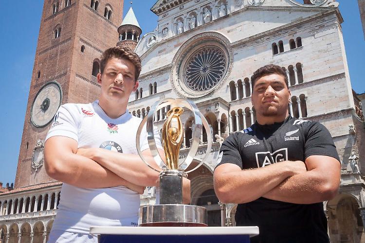 Baby Blacks e Inghilterra lanciano la sfida finale