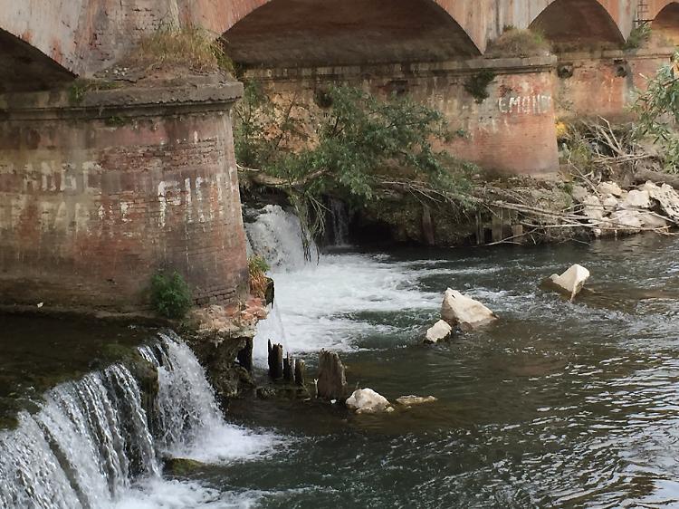 Ponte, servono 150mila euro