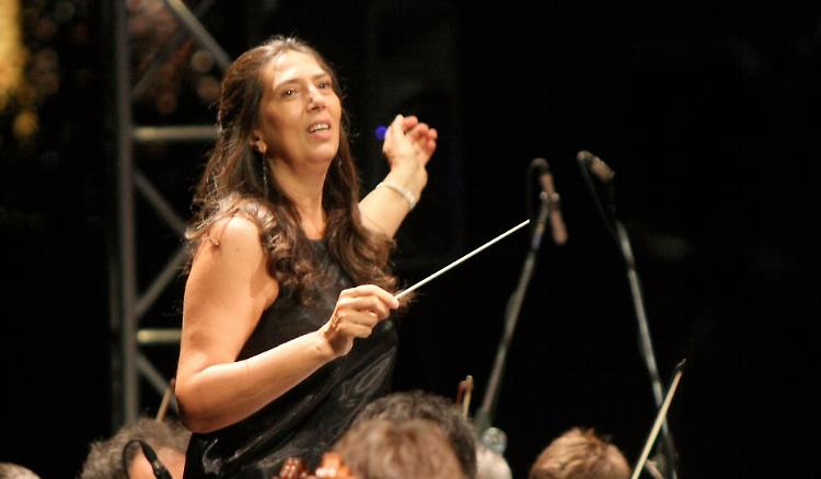 Il Coro Ponchielli-Vertova in piazza a Fornovo Taro