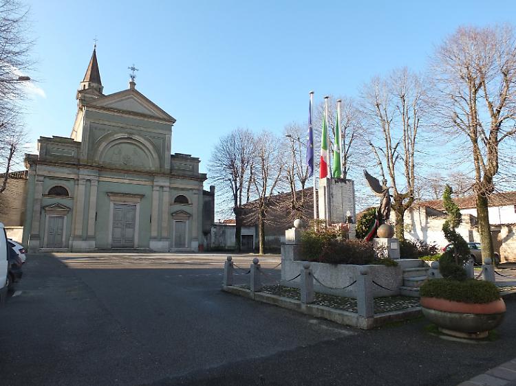 Calvatone, don Sanni parroco
Don Cavalleri va a Sabbioneta