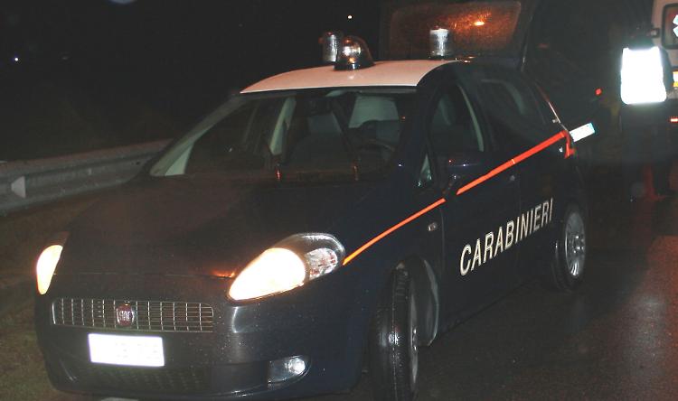Ubriaco alla guida senza patente
34enne denunciato dai carabinieri