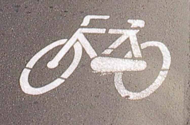 Ciclisti indisciplinati è l’ora di multarli