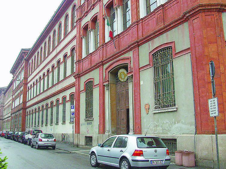 Fondi dal governo per per le scuole