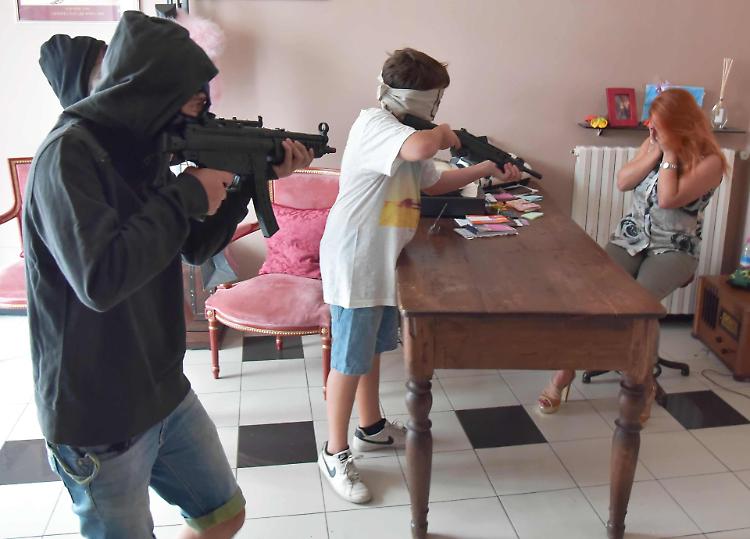 'Mani in alto è una rapina', ma è solo un film di ragazzi