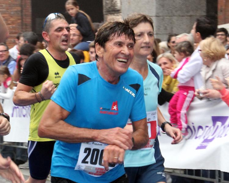 Gianni Morandi 'sposa' il progetto Artune