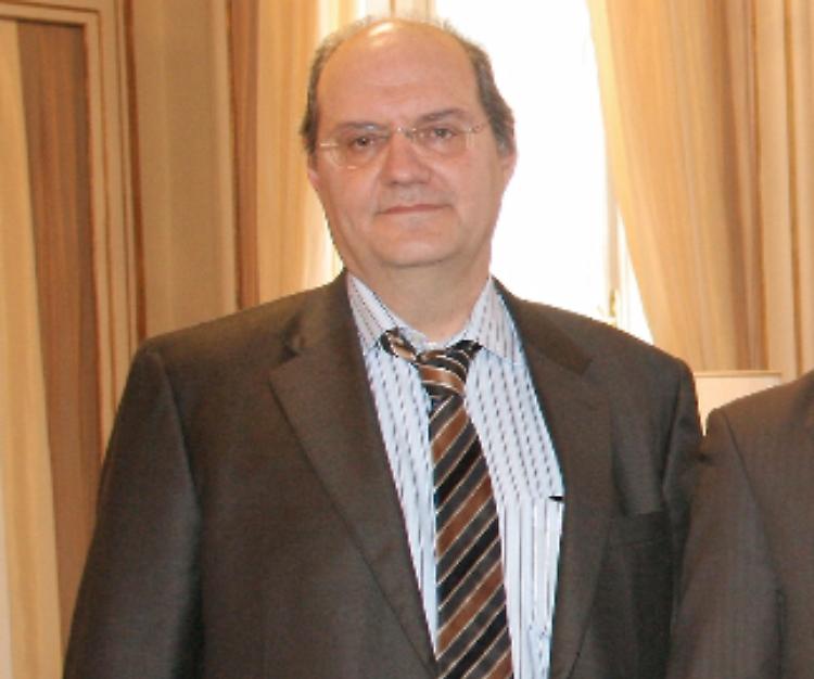Spari a Soresina, morto il 60enne Claudio Vaccari. Tutto lascia pensare a un suicidio