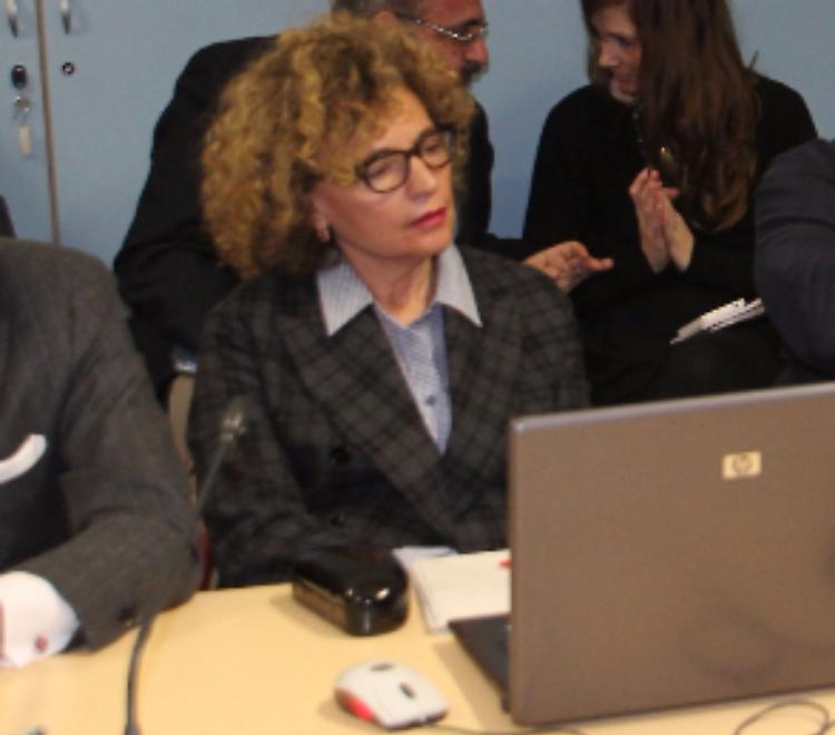 Mara Pesaro, ritorno  con polemiche