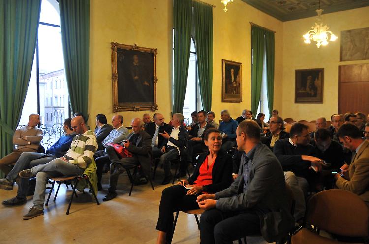 Scrp va avanti col bando