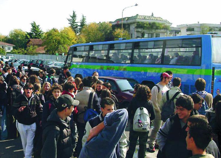 In 110: il bus fermi a Livrasco