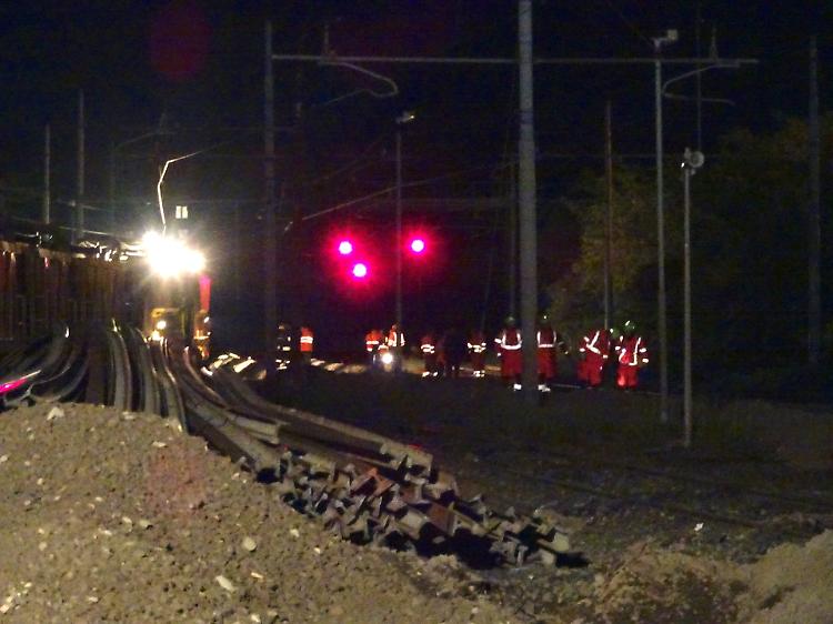 Operaio muore folgorato in stazione
