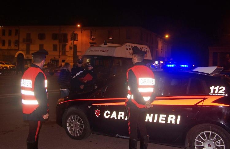Rifiuta l'alcol test, 23enne denunciato