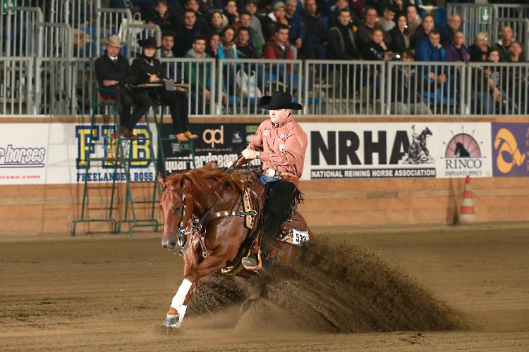 Cavalli e musica country, Cremona diventa western