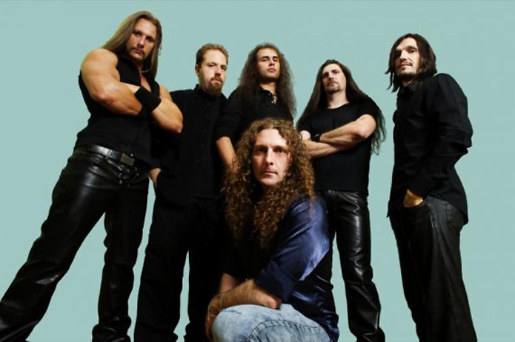 I Vision Divine, band italiana di prog metal, di nuovo al Midian