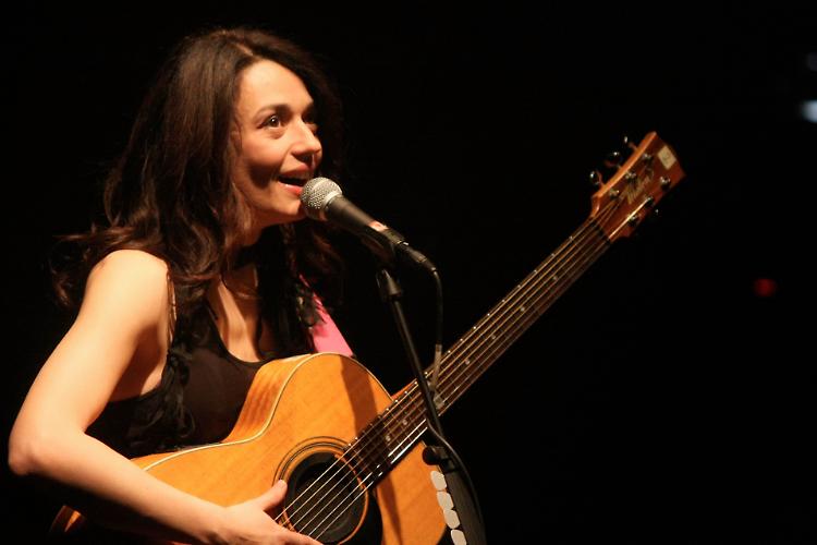 Carmen Consoli in concerto al Ponchielli, da domani biglietti in prevendita