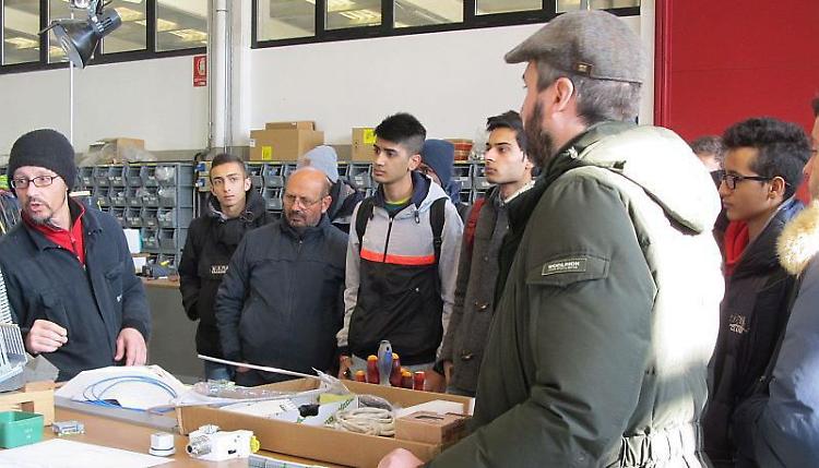 Studenti e insegnanti dell’Apcin visita all’azienda Storti