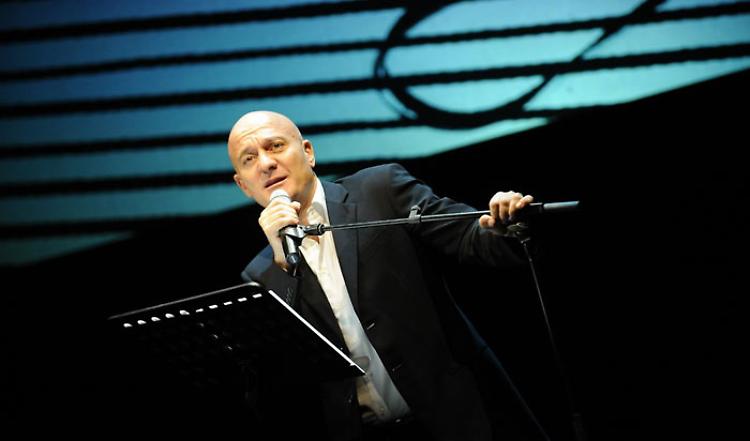 "Father and son",  con Claudio Bisio