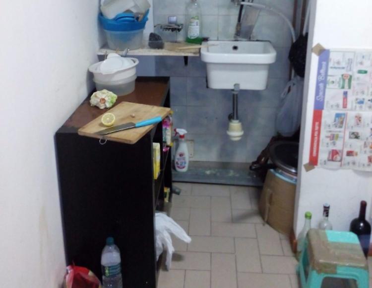 Centro massaggi cinese chiuso, irregolarità fiscali e prostituzione