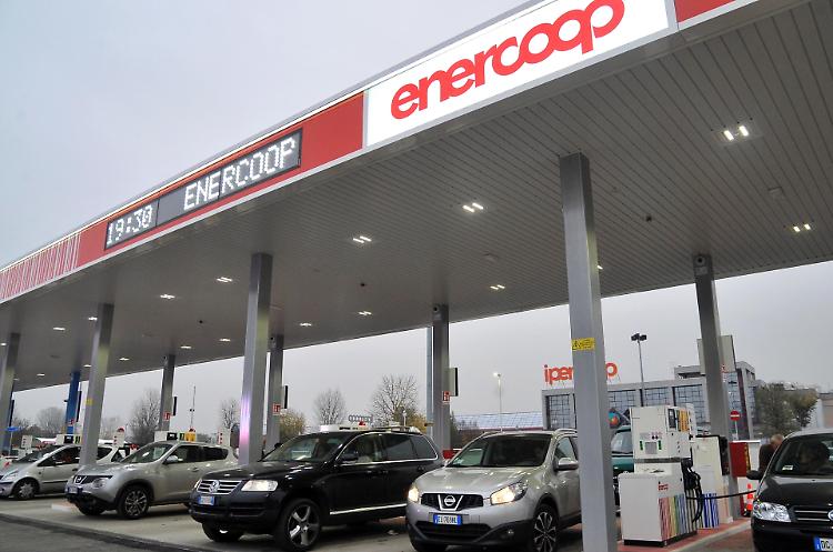 Distributori di benzina al collasso