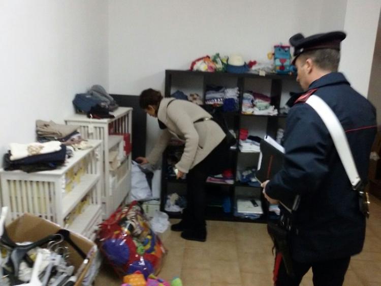 Furto da Zef, via vestiti e accessori