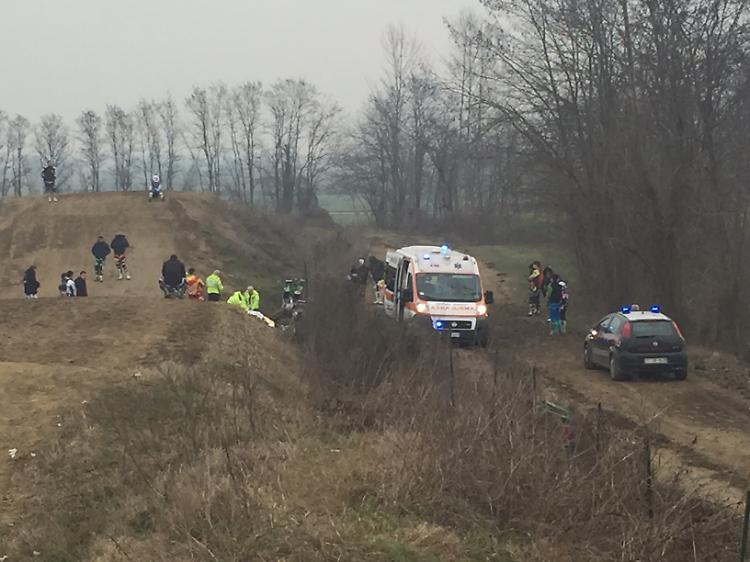 Cade sulla pista di motocrossGravissimo un giovane di Carpi
