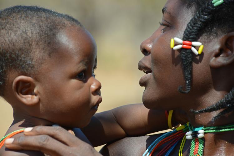 Frammenti da mondi lontani con ‘La mia Africa’ del fotografo cremonese Antonio Scolari