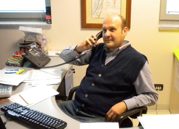 Acido sull'auto del consigliere