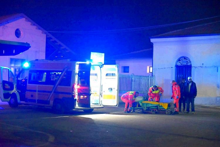 Pakistano malmenato in stazione da tre suoi connazionali