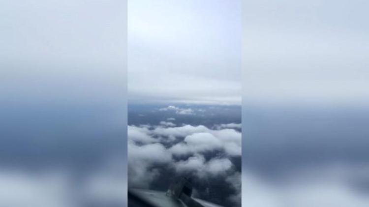 Dalle nuvole alla pista in pochi secondi: il time-lapse dell'atterraggio è da vertigine