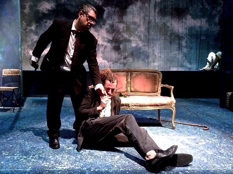 Le recensioni degli studenti: 'Il bugiardo'
