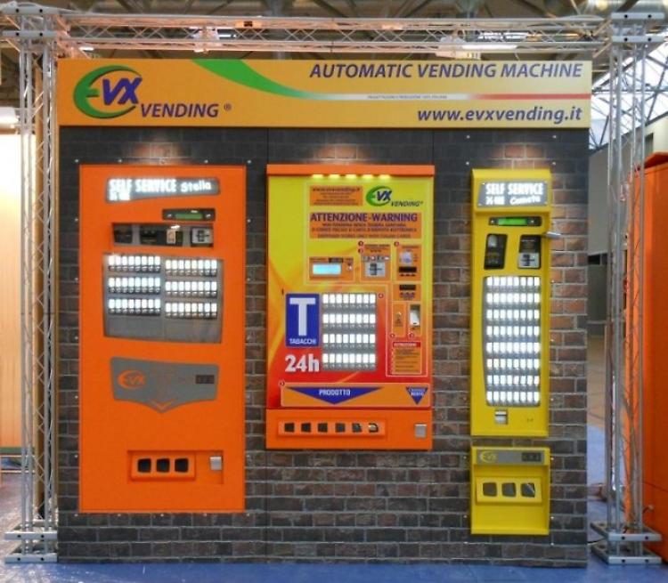 Furto al distributore automatico di tabacchi
