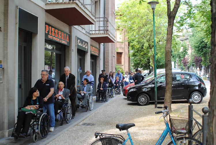 Una città 'senza ostacoli': interventi per 60mila euro