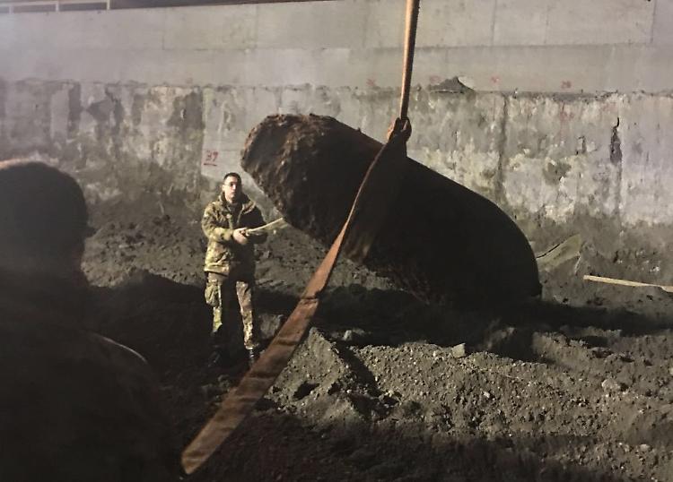 Rimozione dell'ordigno bellico, circolazione ferroviaria sospesa
