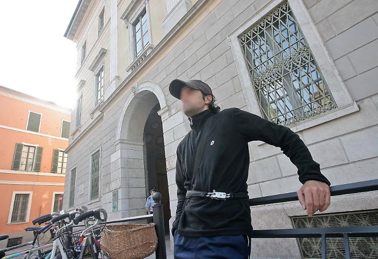 Senza lavoro, addio alla casa. Da nonni tornano dai genitori