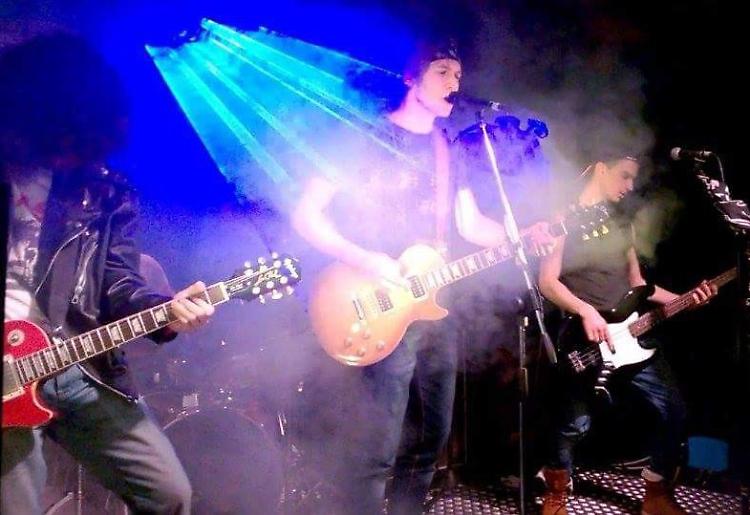 Rock studentesco da applausi 