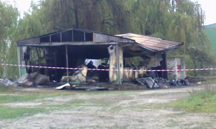 Incendio in via Riglio, cause da accertare