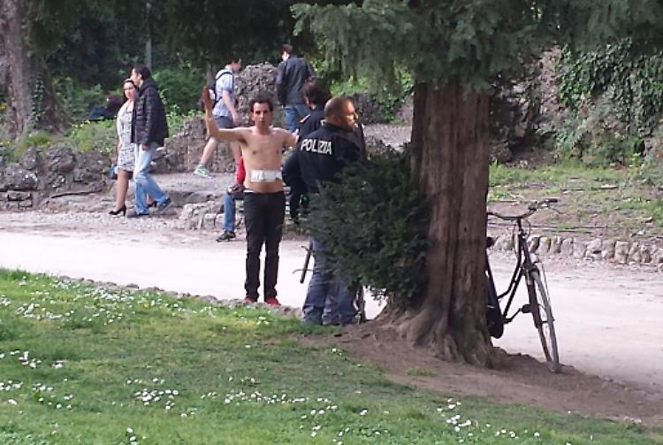 Rissa ai giardini di piazza Roma, pomeriggio da far west