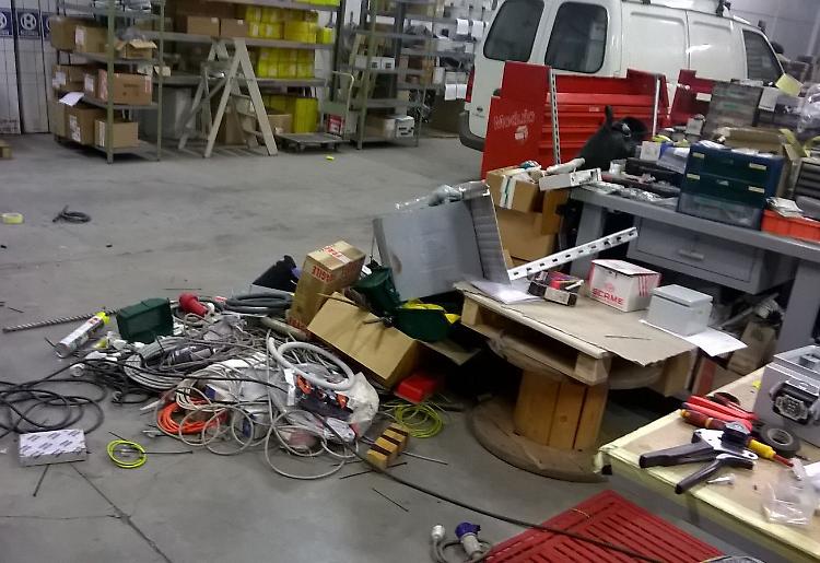 Razzia di furgone e utensili