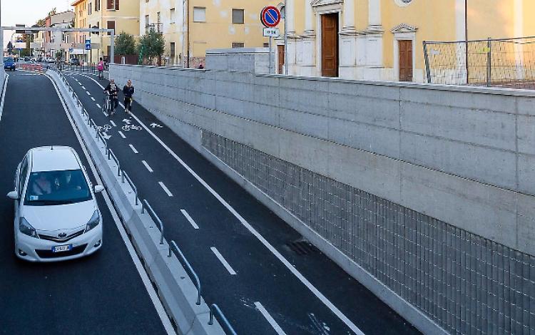 Sottopasso di via Brescia, tormentone per la giunta